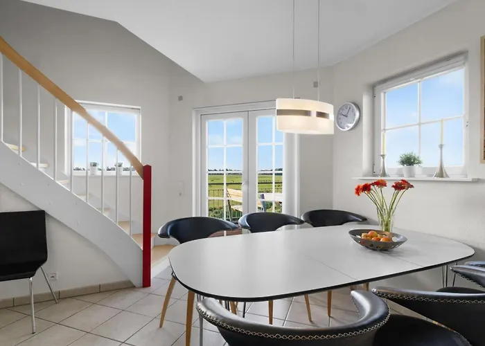 Alitta - 240m From The Sea By Interhome Bogense